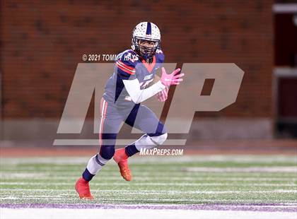 Thumbnail 3 in Aubrey vs. Sweetwater (UIL 4A Area Playoff) photogallery.