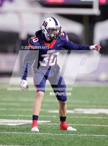 Thumbnail 3 in Aubrey vs. Sweetwater (UIL 4A Area Playoff) photogallery.