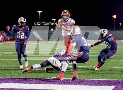 Thumbnail 3 in Aubrey vs. Sweetwater (UIL 4A Area Playoff) photogallery.