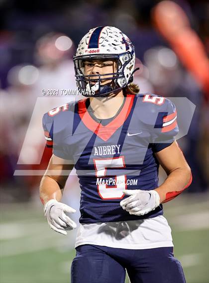 Thumbnail 3 in Aubrey vs. Sweetwater (UIL 4A Area Playoff) photogallery.