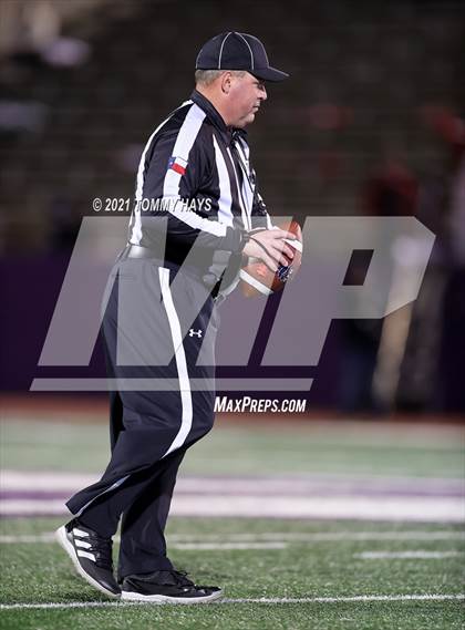 Thumbnail 2 in Aubrey vs. Sweetwater (UIL 4A Area Playoff) photogallery.