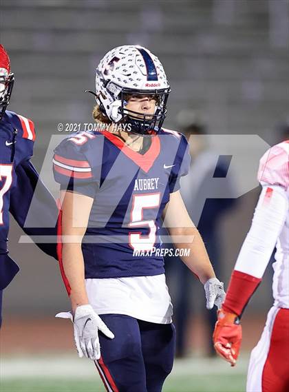 Thumbnail 3 in Aubrey vs. Sweetwater (UIL 4A Area Playoff) photogallery.