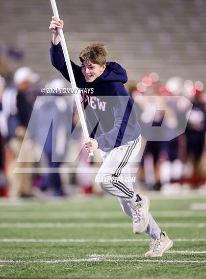 Thumbnail 3 in Aubrey vs. Sweetwater (UIL 4A Area Playoff) photogallery.