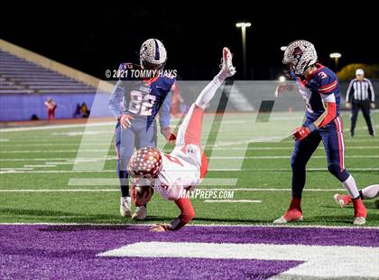 Thumbnail 1 in Aubrey vs. Sweetwater (UIL 4A Area Playoff) photogallery.