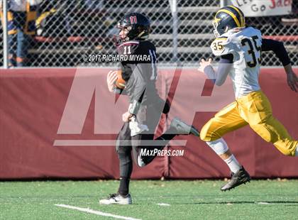 Thumbnail 2 in Bow vs. Hanover (NHIAA D2 Semifinal) photogallery.