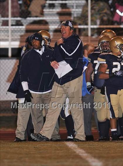 Thumbnail 1 in Mullen vs. Chaparral (CHSAA 5A Quarterfinal) photogallery.