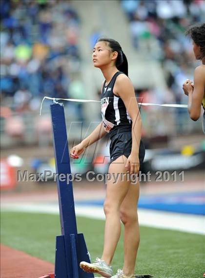 Thumbnail 2 in 117th Penn Relays (Girls 4x100m Small School Heats 25-37)  photogallery.