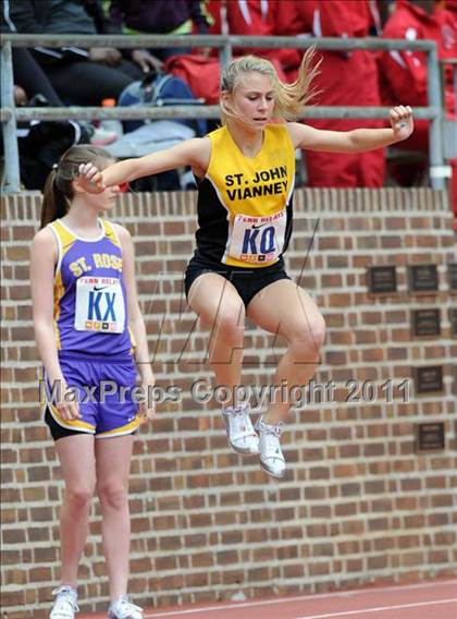 Thumbnail 1 in 117th Penn Relays (Girls 4x100m Small School Heats 25-37)  photogallery.