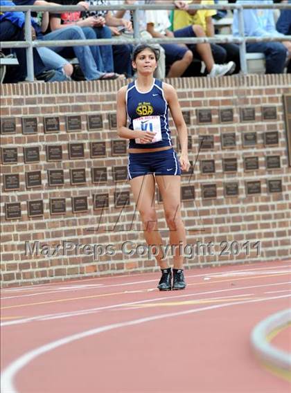 Thumbnail 2 in 117th Penn Relays (Girls 4x100m Small School Heats 25-37)  photogallery.