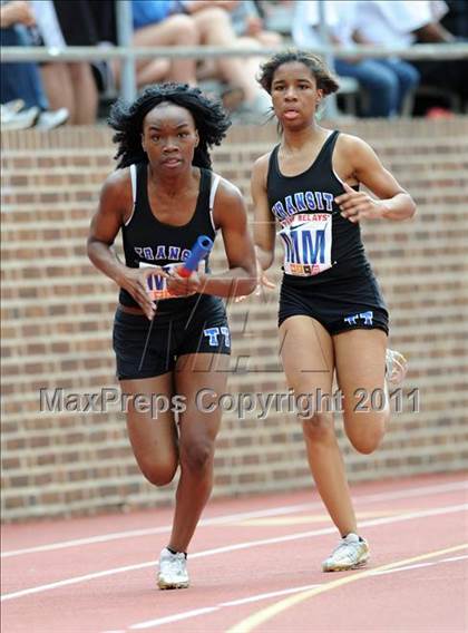 Thumbnail 1 in 117th Penn Relays (Girls 4x100m Small School Heats 25-37)  photogallery.