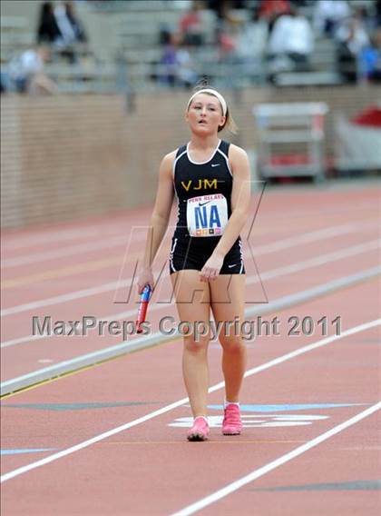 Thumbnail 1 in 117th Penn Relays (Girls 4x100m Small School Heats 25-37)  photogallery.