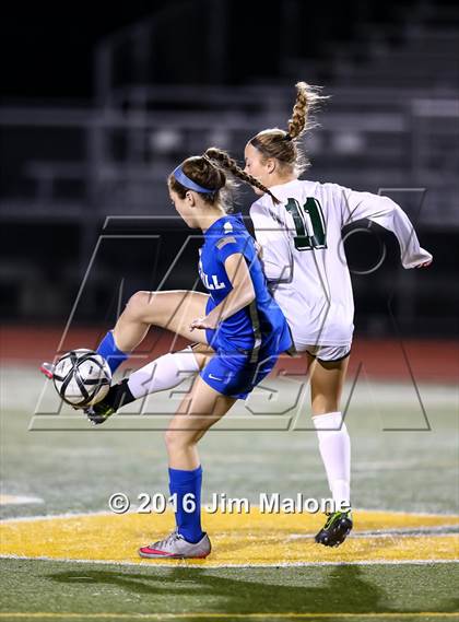 Thumbnail 2 in Foothill vs. San Ramon Valley (CIF NCS D1 Quarterfinal) photogallery.