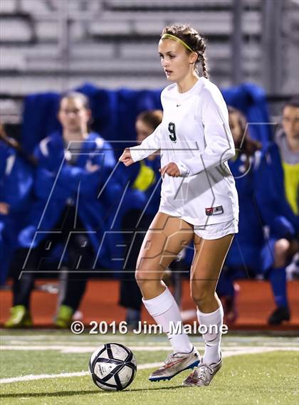 Thumbnail 3 in Foothill vs. San Ramon Valley (CIF NCS D1 Quarterfinal) photogallery.