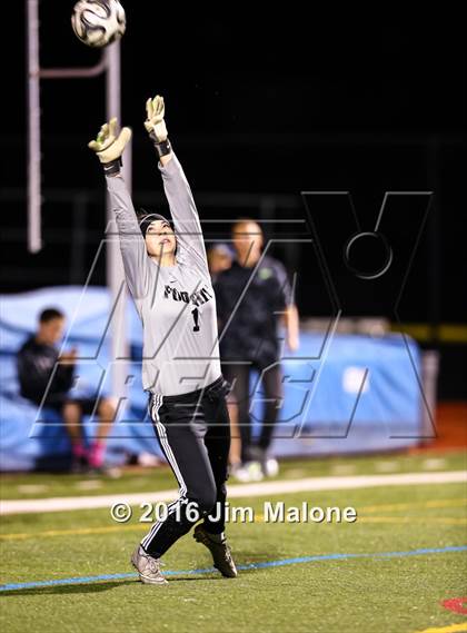 Thumbnail 3 in Foothill vs. San Ramon Valley (CIF NCS D1 Quarterfinal) photogallery.