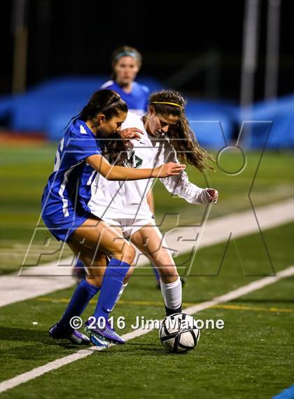 Thumbnail 3 in Foothill vs. San Ramon Valley (CIF NCS D1 Quarterfinal) photogallery.