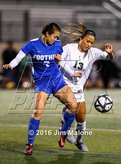 Thumbnail 2 in Foothill vs. San Ramon Valley (CIF NCS D1 Quarterfinal) photogallery.