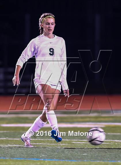 Thumbnail 2 in Foothill vs. San Ramon Valley (CIF NCS D1 Quarterfinal) photogallery.
