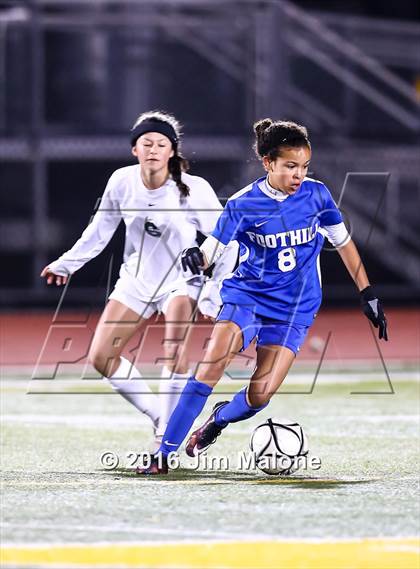 Thumbnail 2 in Foothill vs. San Ramon Valley (CIF NCS D1 Quarterfinal) photogallery.