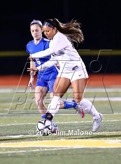 Thumbnail 2 in Foothill vs. San Ramon Valley (CIF NCS D1 Quarterfinal) photogallery.