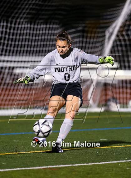 Thumbnail 2 in Foothill vs. San Ramon Valley (CIF NCS D1 Quarterfinal) photogallery.