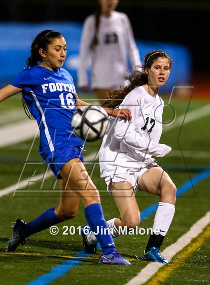 Thumbnail 3 in Foothill vs. San Ramon Valley (CIF NCS D1 Quarterfinal) photogallery.