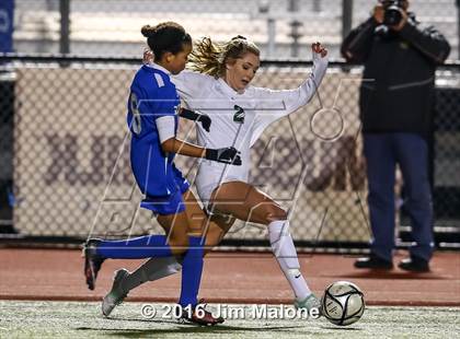 Thumbnail 3 in Foothill vs. San Ramon Valley (CIF NCS D1 Quarterfinal) photogallery.