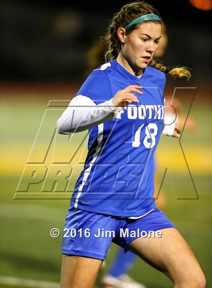 Thumbnail 3 in Foothill vs. San Ramon Valley (CIF NCS D1 Quarterfinal) photogallery.