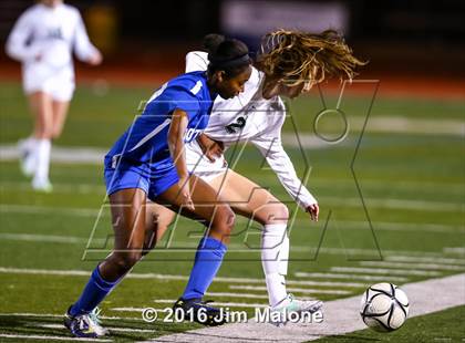 Thumbnail 2 in Foothill vs. San Ramon Valley (CIF NCS D1 Quarterfinal) photogallery.
