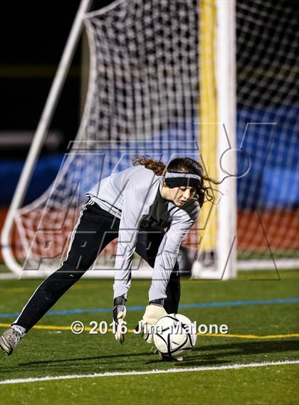 Thumbnail 3 in Foothill vs. San Ramon Valley (CIF NCS D1 Quarterfinal) photogallery.