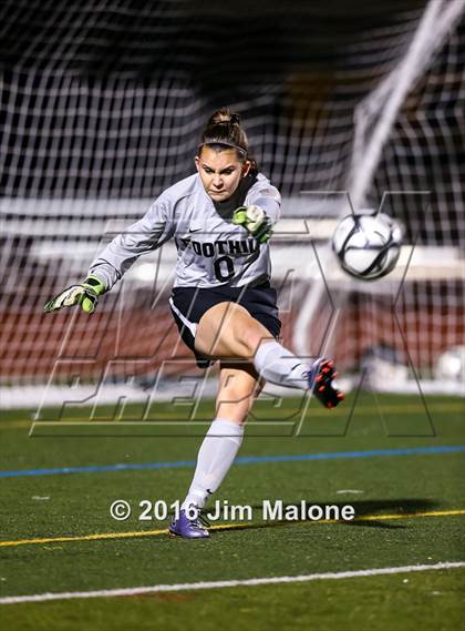Thumbnail 3 in Foothill vs. San Ramon Valley (CIF NCS D1 Quarterfinal) photogallery.
