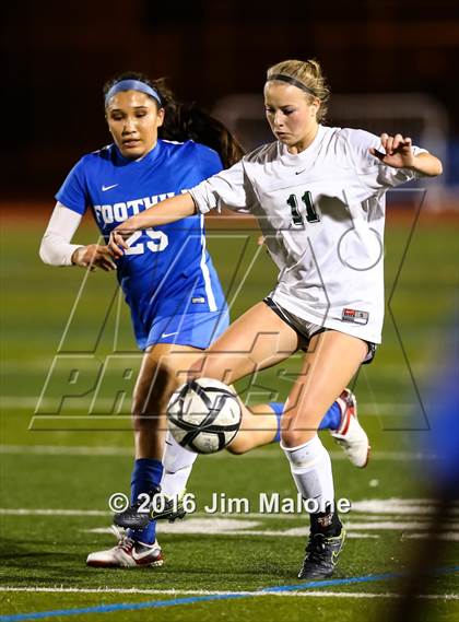 Thumbnail 1 in Foothill vs. San Ramon Valley (CIF NCS D1 Quarterfinal) photogallery.