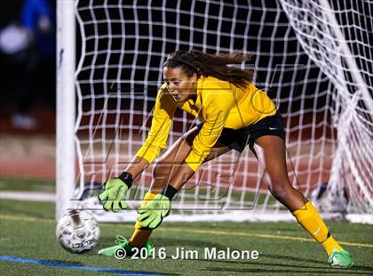 Thumbnail 2 in Foothill vs. San Ramon Valley (CIF NCS D1 Quarterfinal) photogallery.