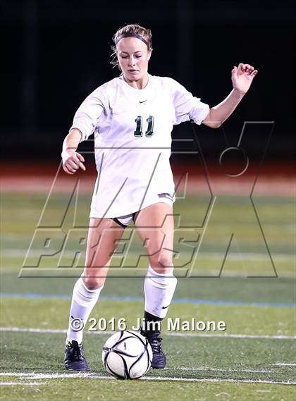 Thumbnail 3 in Foothill vs. San Ramon Valley (CIF NCS D1 Quarterfinal) photogallery.