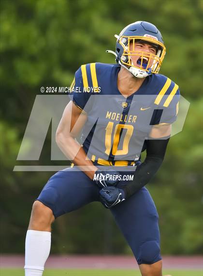 Thumbnail 1 in East Central @ Archbishop Moeller photogallery.