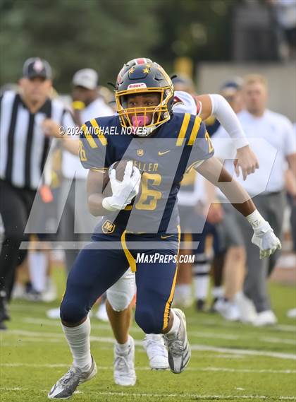 Thumbnail 1 in East Central @ Archbishop Moeller photogallery.