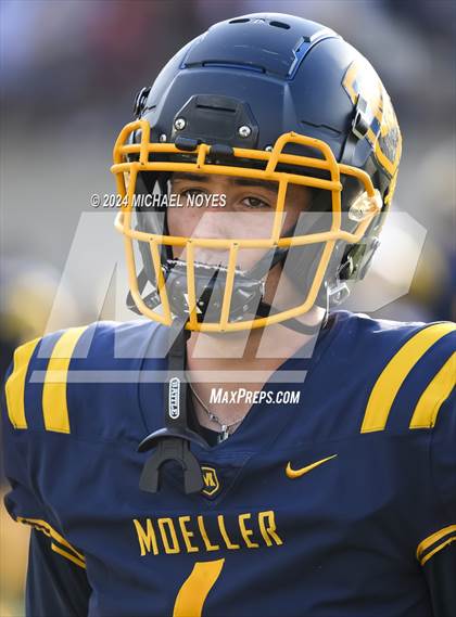 Thumbnail 2 in East Central @ Archbishop Moeller photogallery.