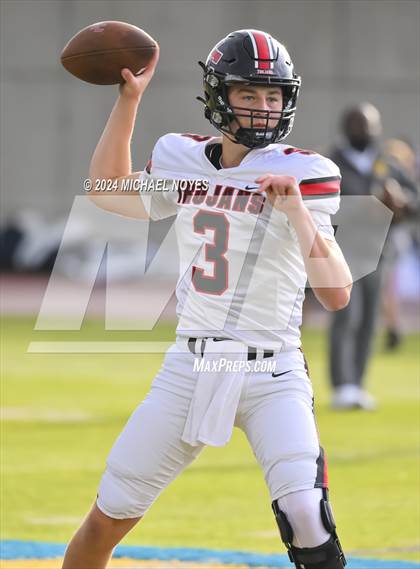 Thumbnail 1 in East Central @ Archbishop Moeller photogallery.