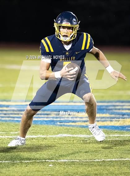 Thumbnail 2 in East Central @ Archbishop Moeller photogallery.