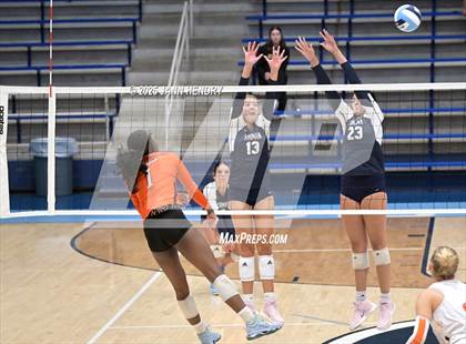 Thumbnail 1 in Mauldin vs Dorman (Dorman Tournament of Champions) photogallery.