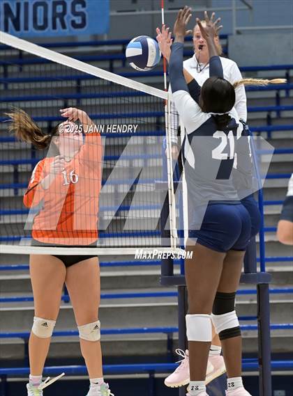 Thumbnail 3 in Mauldin vs Dorman (Dorman Tournament of Champions) photogallery.