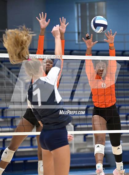 Thumbnail 3 in Mauldin vs Dorman (Dorman Tournament of Champions) photogallery.