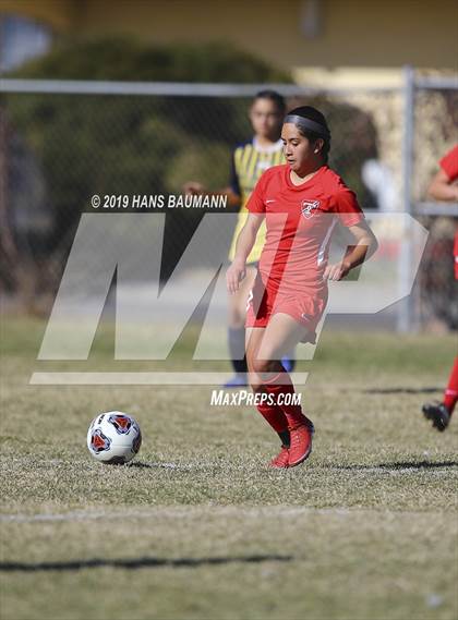 Thumbnail 3 in Truckee vs. Boulder City (NIAA 3A Semifinal) photogallery.