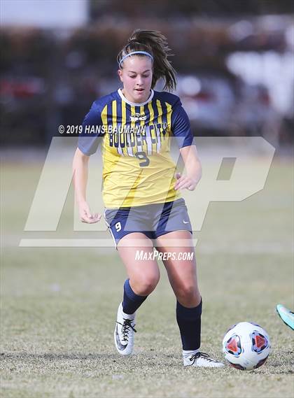 Thumbnail 1 in Truckee vs. Boulder City (NIAA 3A Semifinal) photogallery.
