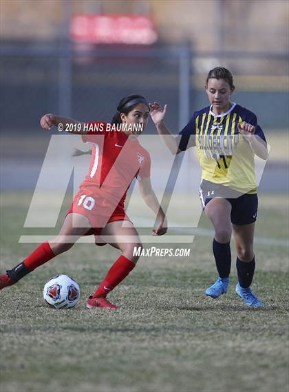 Thumbnail 1 in Truckee vs. Boulder City (NIAA 3A Semifinal) photogallery.