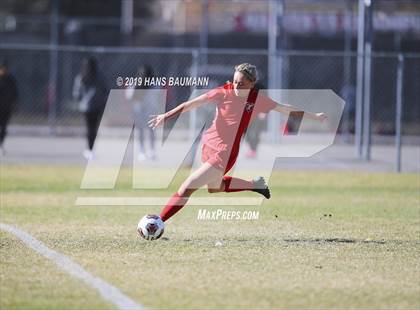 Thumbnail 2 in Truckee vs. Boulder City (NIAA 3A Semifinal) photogallery.