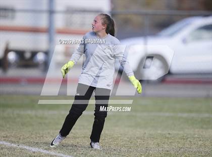Thumbnail 3 in Truckee vs. Boulder City (NIAA 3A Semifinal) photogallery.