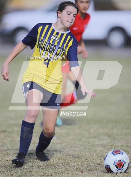 Thumbnail 2 in Truckee vs. Boulder City (NIAA 3A Semifinal) photogallery.