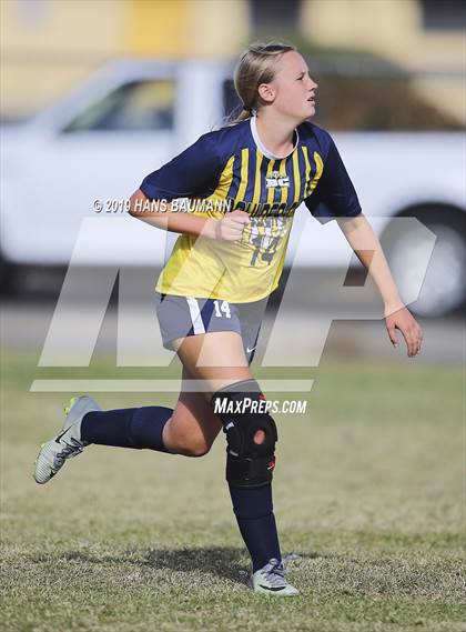 Thumbnail 3 in Truckee vs. Boulder City (NIAA 3A Semifinal) photogallery.