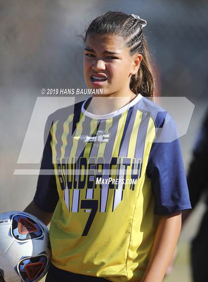 Thumbnail 2 in Truckee vs. Boulder City (NIAA 3A Semifinal) photogallery.