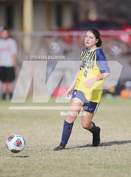 Thumbnail 2 in Truckee vs. Boulder City (NIAA 3A Semifinal) photogallery.